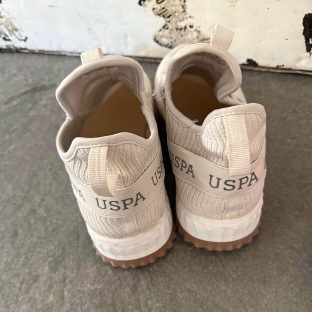 Women's Cream Athletic Shoes